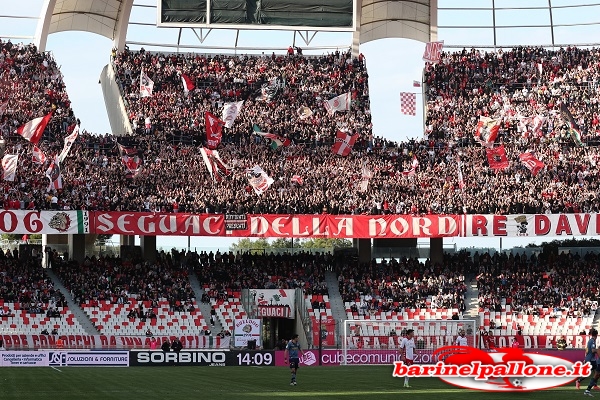 Bari Frosinone 0 0 Tutte Le Foto Da Bordocampo Barinelpallone It